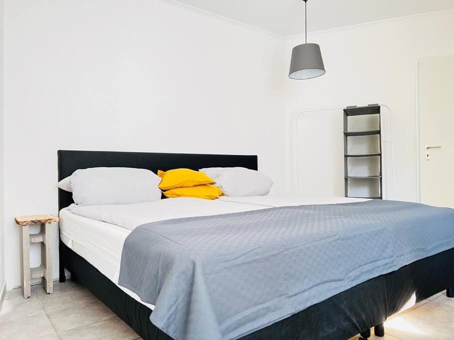 Zentrales Grosszuegiges Apartment Mit Dachterrasse! Bochum Exterior photo