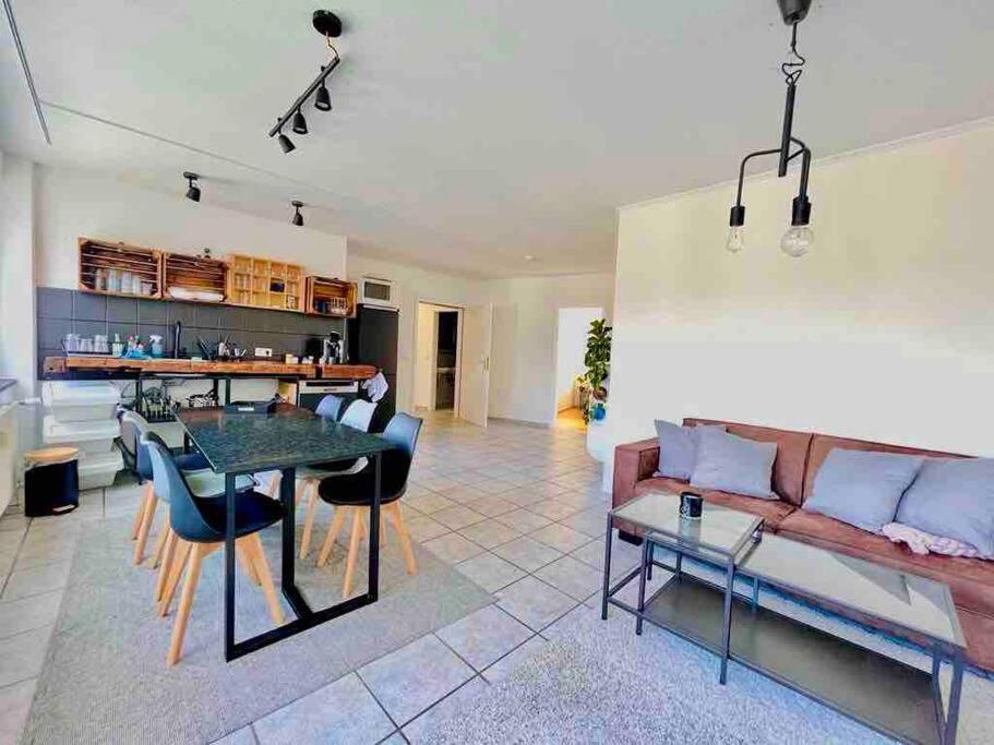Zentrales Grosszuegiges Apartment Mit Dachterrasse! Bochum Exterior photo